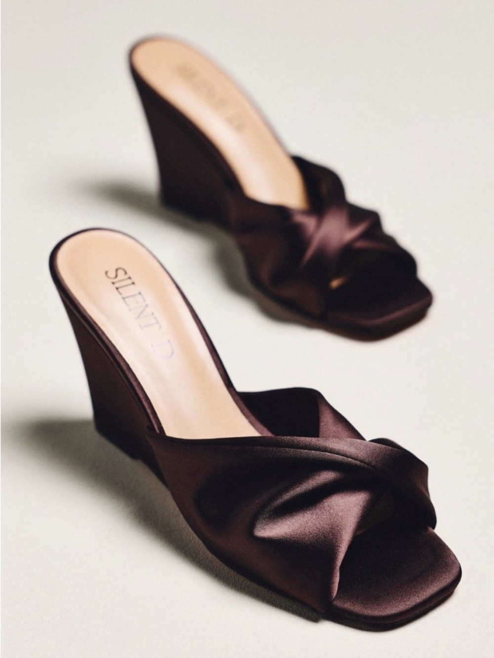 Silent D Katia Wedges - Chocolate Satin